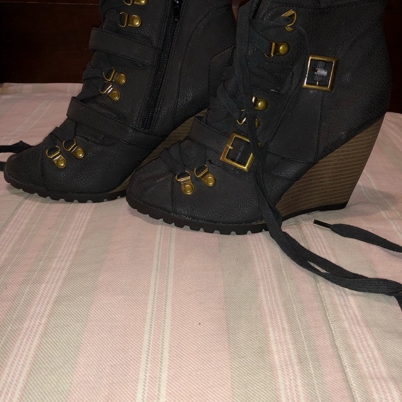 High top wedges - Picture 3 of 3